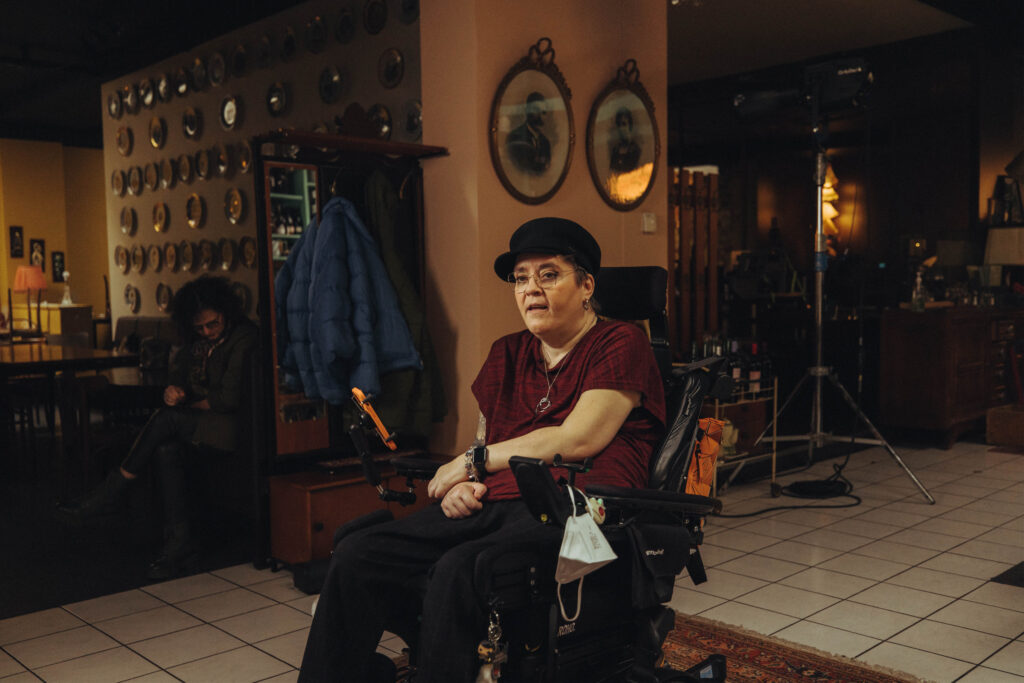 Images des coulisses : Marie pendant le tournage